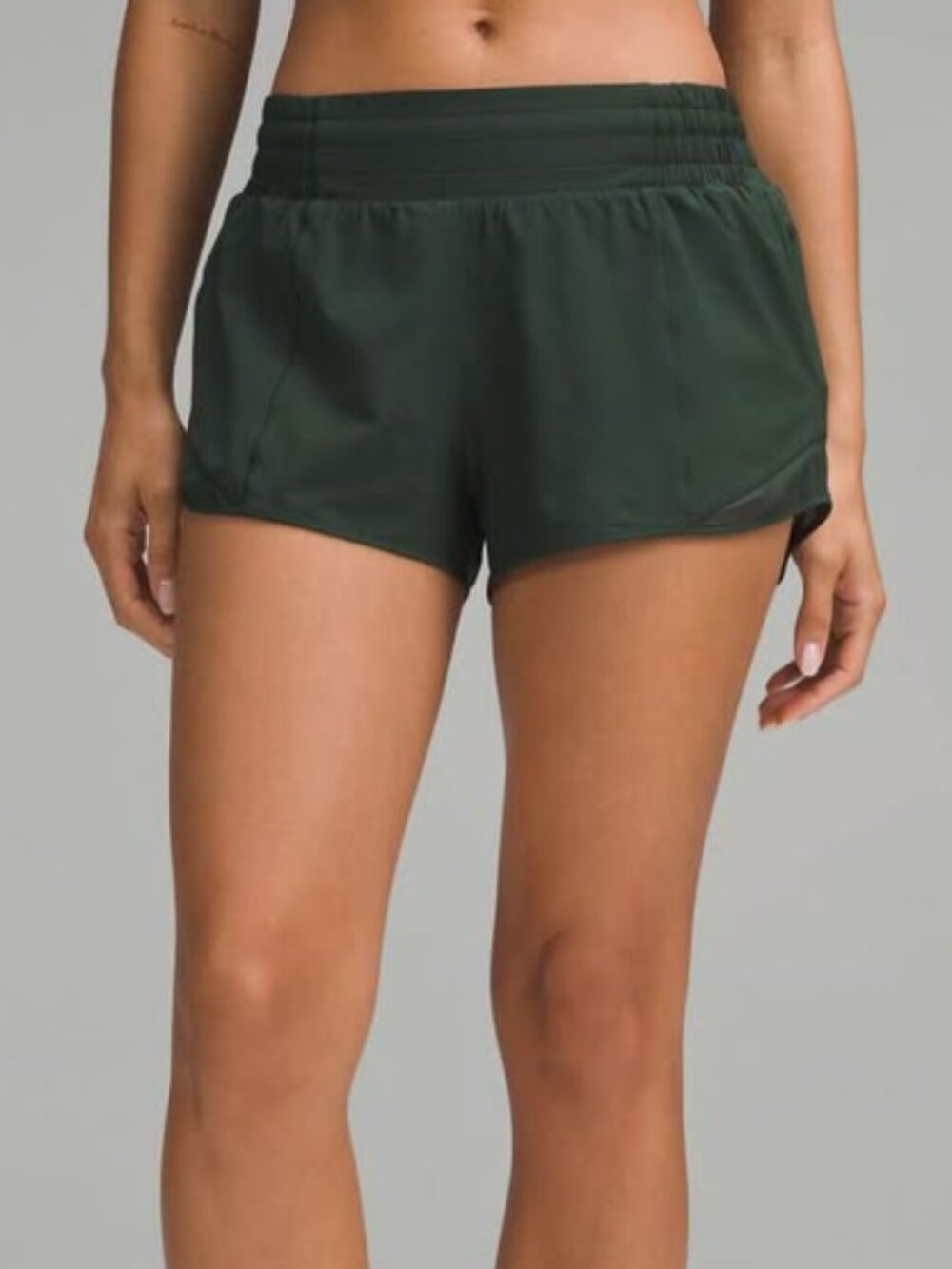 Lululemon Women's Hotty Hot High-Rise Lined Short 2.5" Legacy Green Size 4